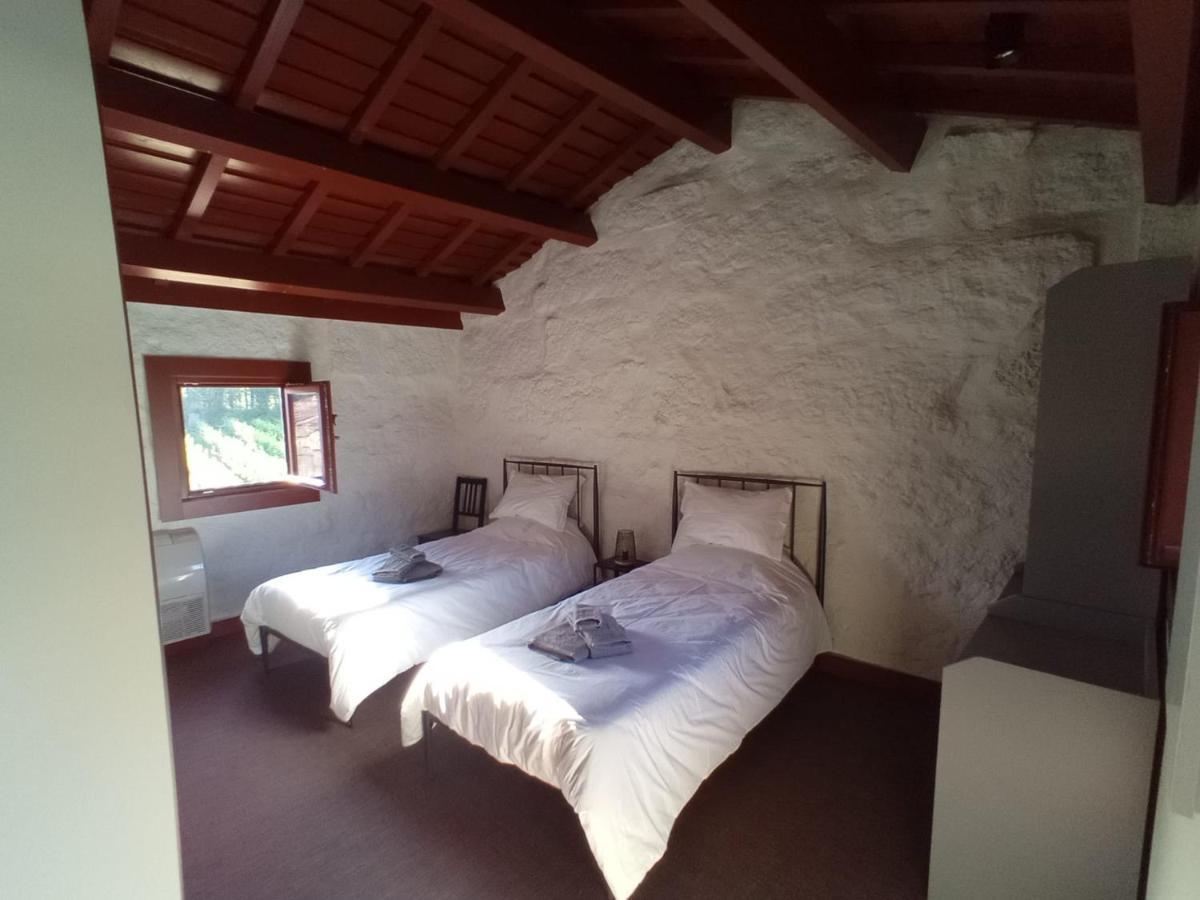 Quinta Pousada De Fora Wines & Tourism 吉马良斯 客房 照片