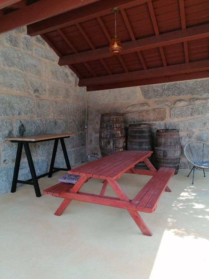 Quinta Pousada De Fora Wines & Tourism 吉马良斯 外观 照片