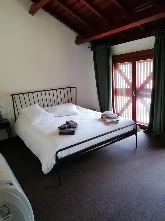Quinta Pousada De Fora Wines & Tourism 吉马良斯 外观 照片