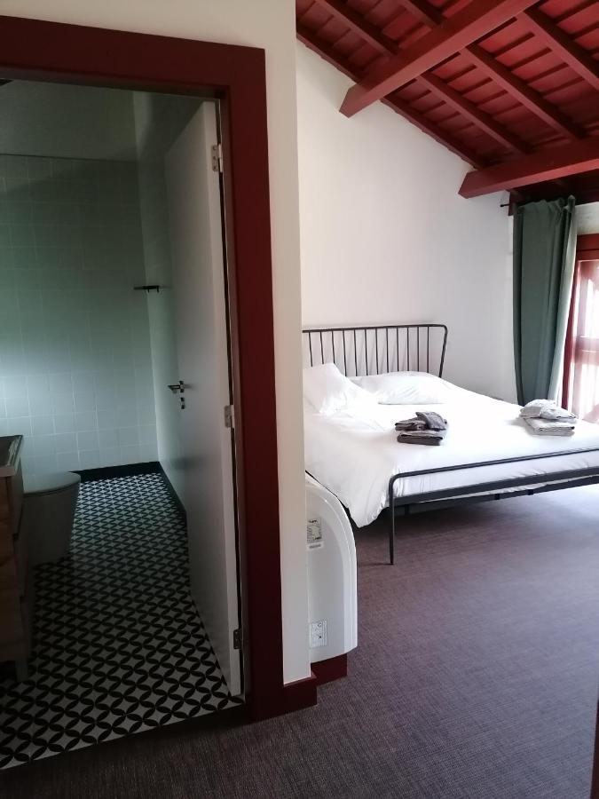 Quinta Pousada De Fora Wines & Tourism 吉马良斯 外观 照片
